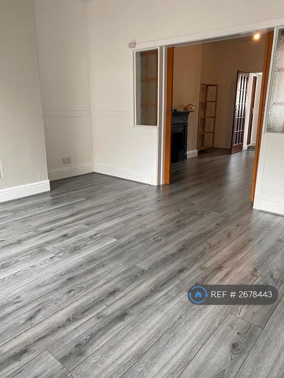 3 bedroom house in Rutland Street, Blackburn, BB2 (3 bed) (#2678443)