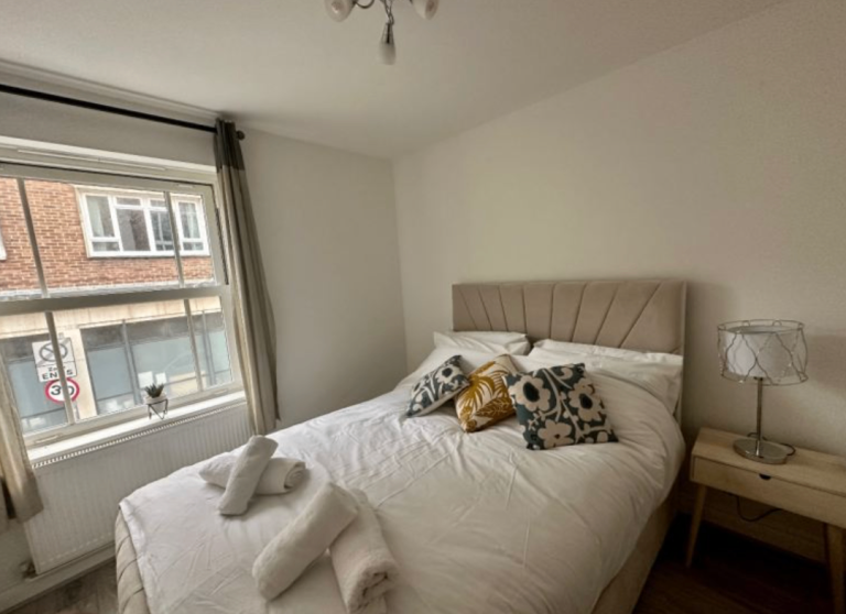 2-Bedroom Flat | Furnished | Fitted Kitchen | Bills Included | Pelham Road, Southsea, Hampshire-PO5