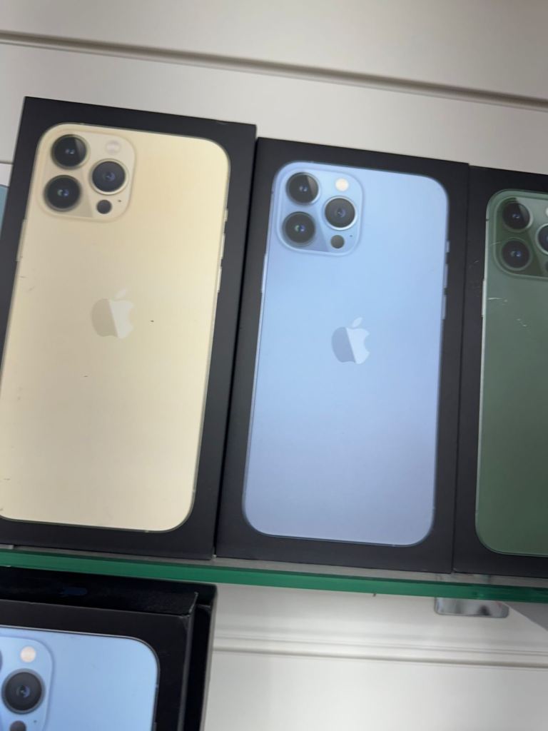 iPhone 13 Pro Max LIKE NEW BOXED