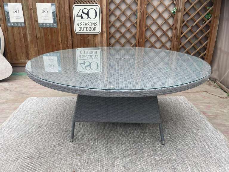 Alexander rose brand new rrp £399 everything must go, 3 available