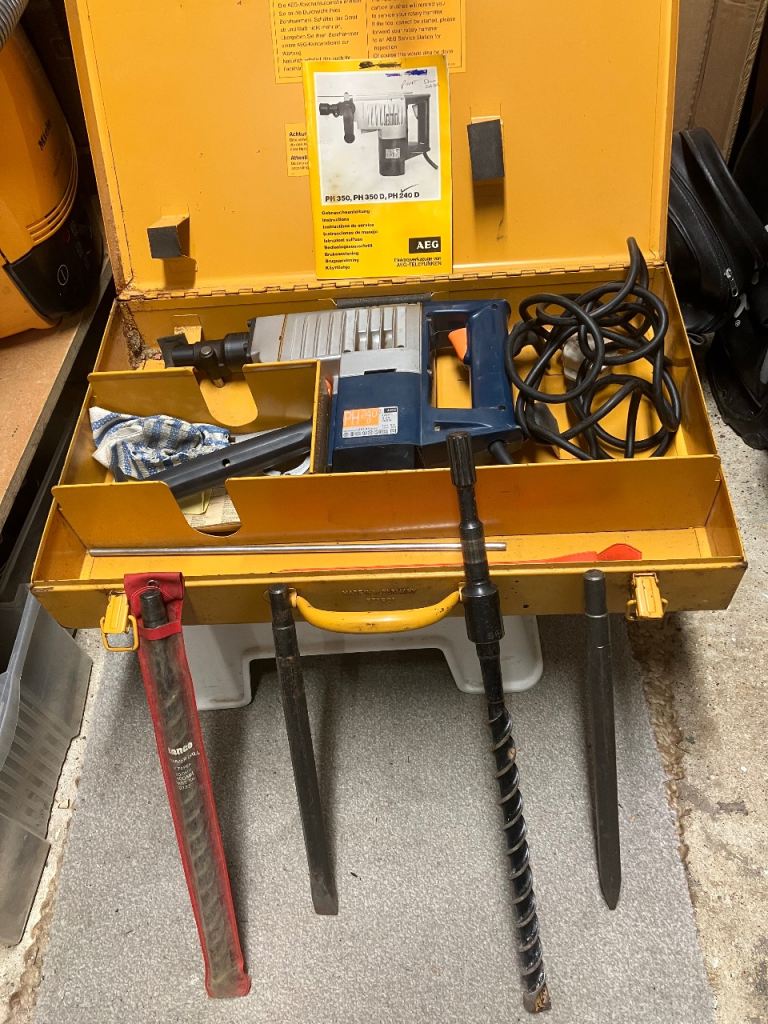 AEG PH 240 D Rotary Hammer Drill with Bits and Metal Case