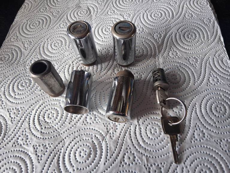 Chrome Car Locking Wheel Nuts