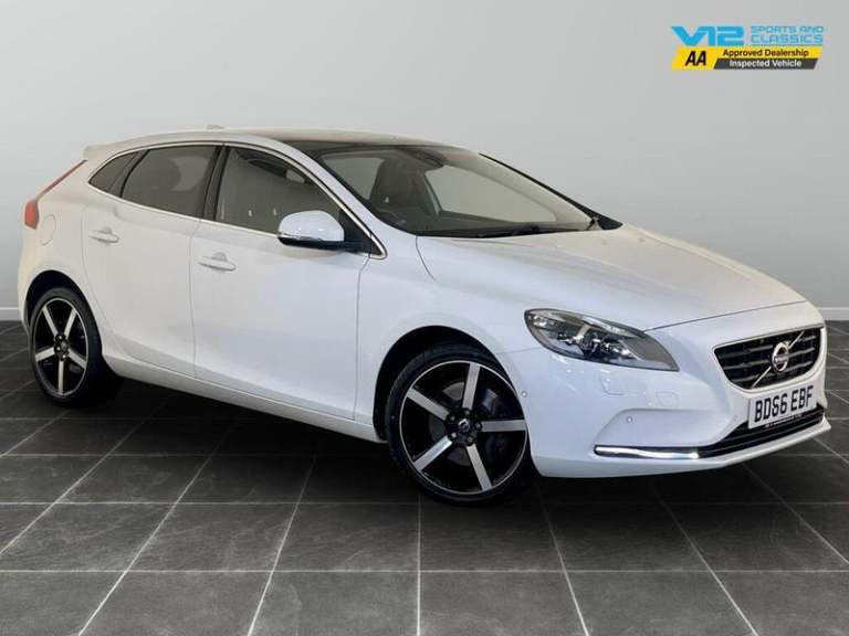 image for 2016 Volvo V40 2.0 D4 SE Lux Nav Auto Euro 6 (s/s) 5dr Automatic Hatchback Diesel Automatic