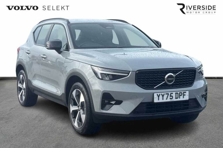 2025 Volvo XC40 Plus, B3 Mild hybrid, Petrol, Dark (Park Camera:Heated seats) Estate Petrol Autom...