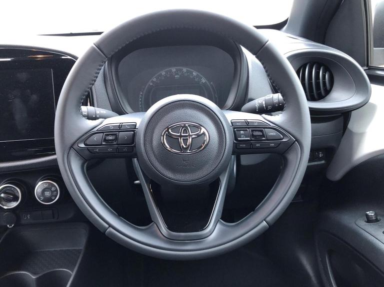 2025 Toyota Aygo X 1.0 VVT-i Pure 5dr Hatchback Petrol Manual