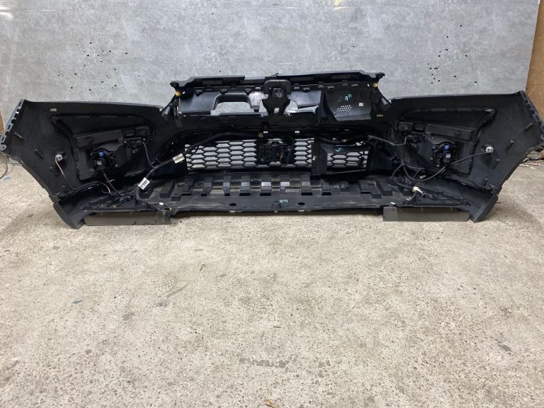 Dacia Sandero / jogger / stepway front bumper complete 2020 -2024 