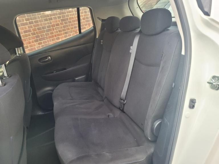 2016 Nissan Leaf 24kWh Acenta Hatchback 5dr Electric Auto (109 bhp) HATCHBACK Electric Automatic