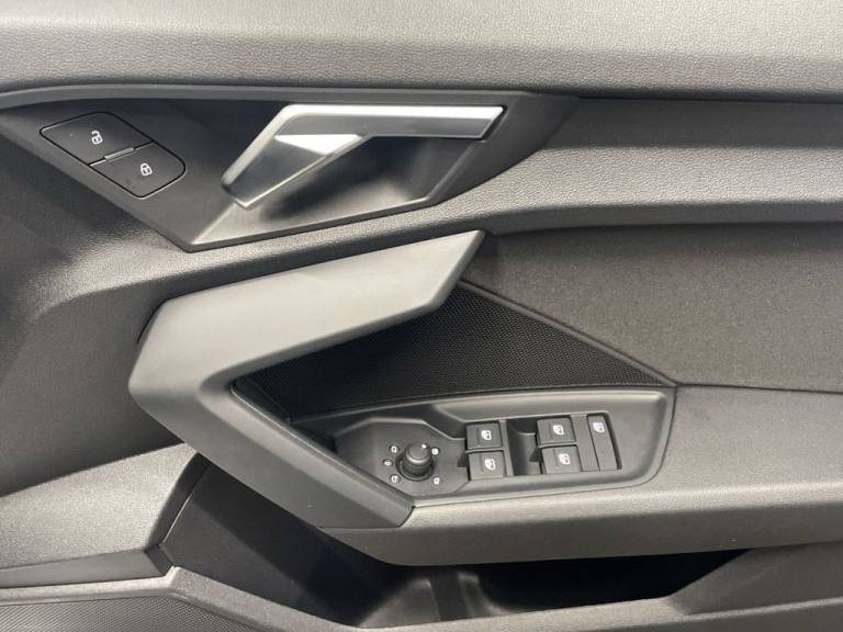 2022 72 AUDI A3 1.0 TFSI 30 TECHNIK SPORTBACK 5DR PETROL MANUAL EURO 6 (S/S) (11