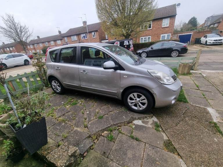 2009 nissan note 1 year mot