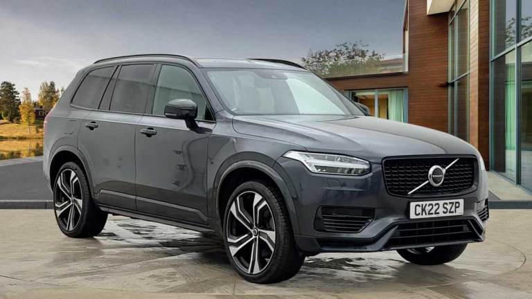 2022 Volvo XC90 Recharge R-Design, T8 AWD plug-in hybrid (22'Alloys:Sunroof:Climate Pack) Estate ...