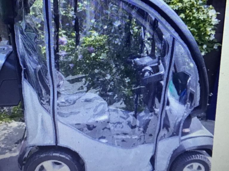 Breeze Mobility Scooter with canopy for all weathers 