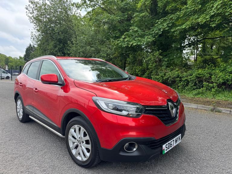 2017 Renault Kadjar 1.2 TCE Dynamique Nav 5dr* NEW MOT 8 SERVICE STAMPS TWO KEYS * HATCHBACK Petr...