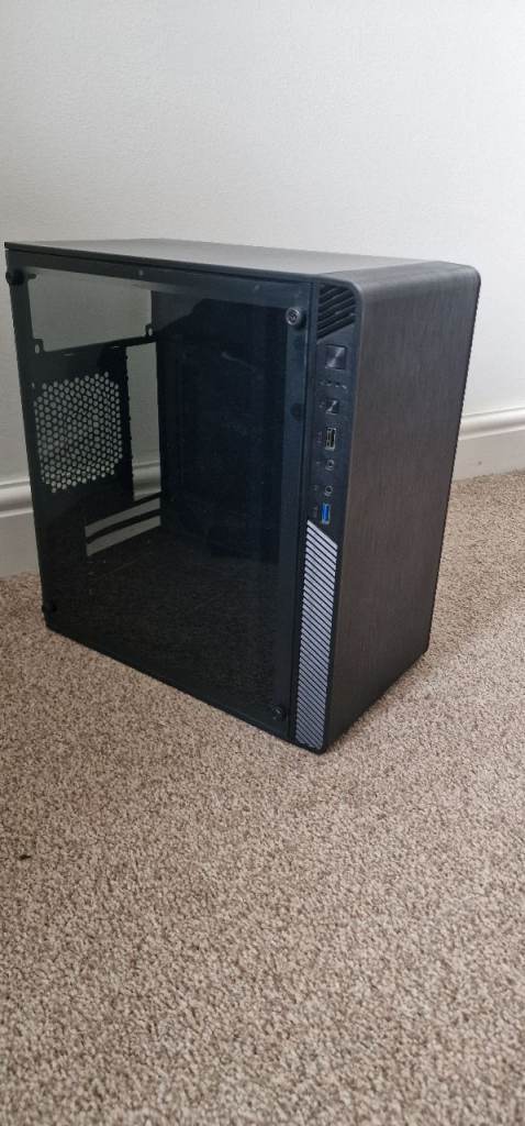Desktop PC Computer Case – Black, Almost New