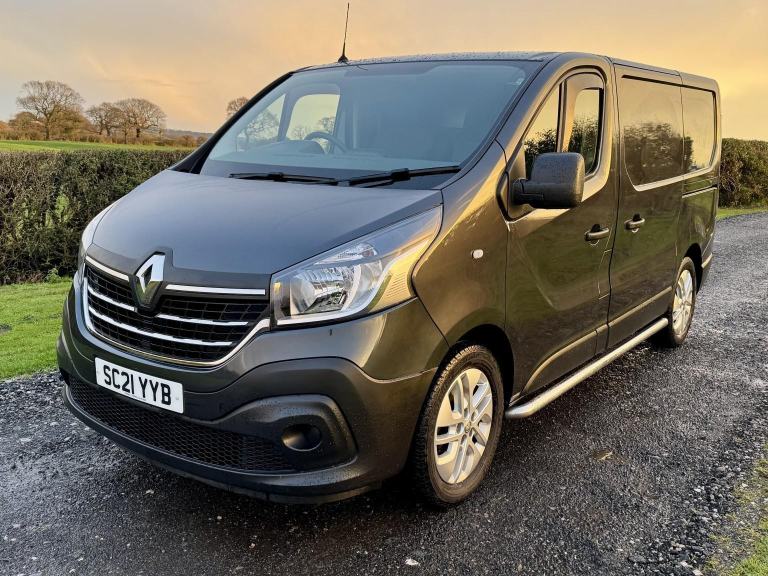 RENAULT TRAFIC 2.0 SL28 ENERGY dCi 120 Business+ MY19 Grey Manual Diesel 2021