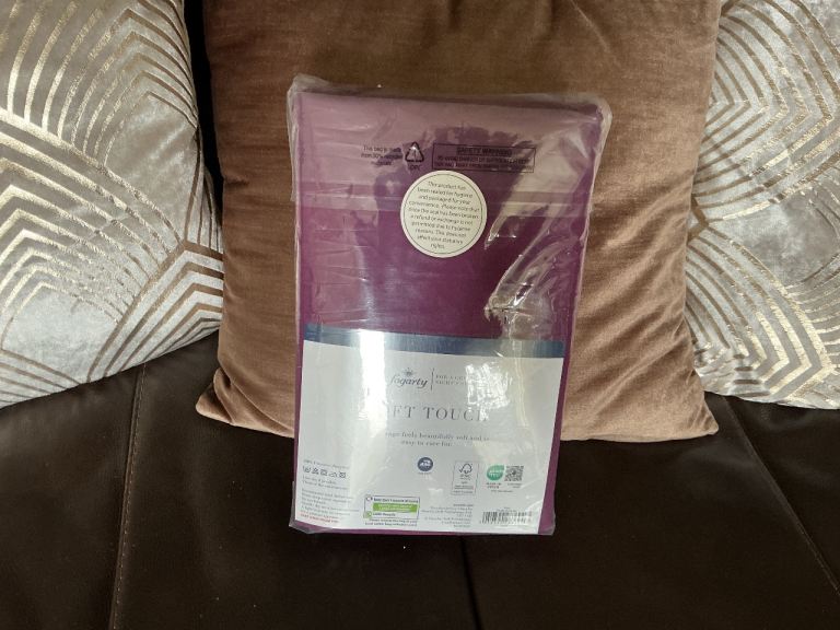 Maroon double duvet cover