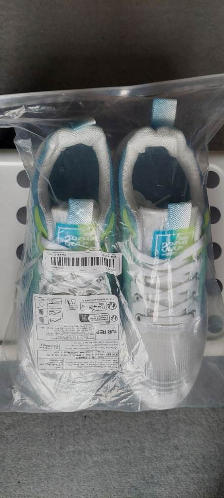 Men’s Trainer - New