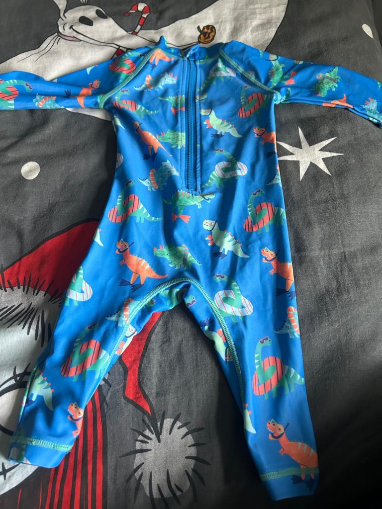 Kids swimming outfit 