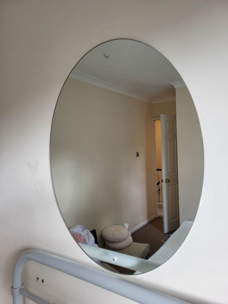 Oval Wall Mirror 