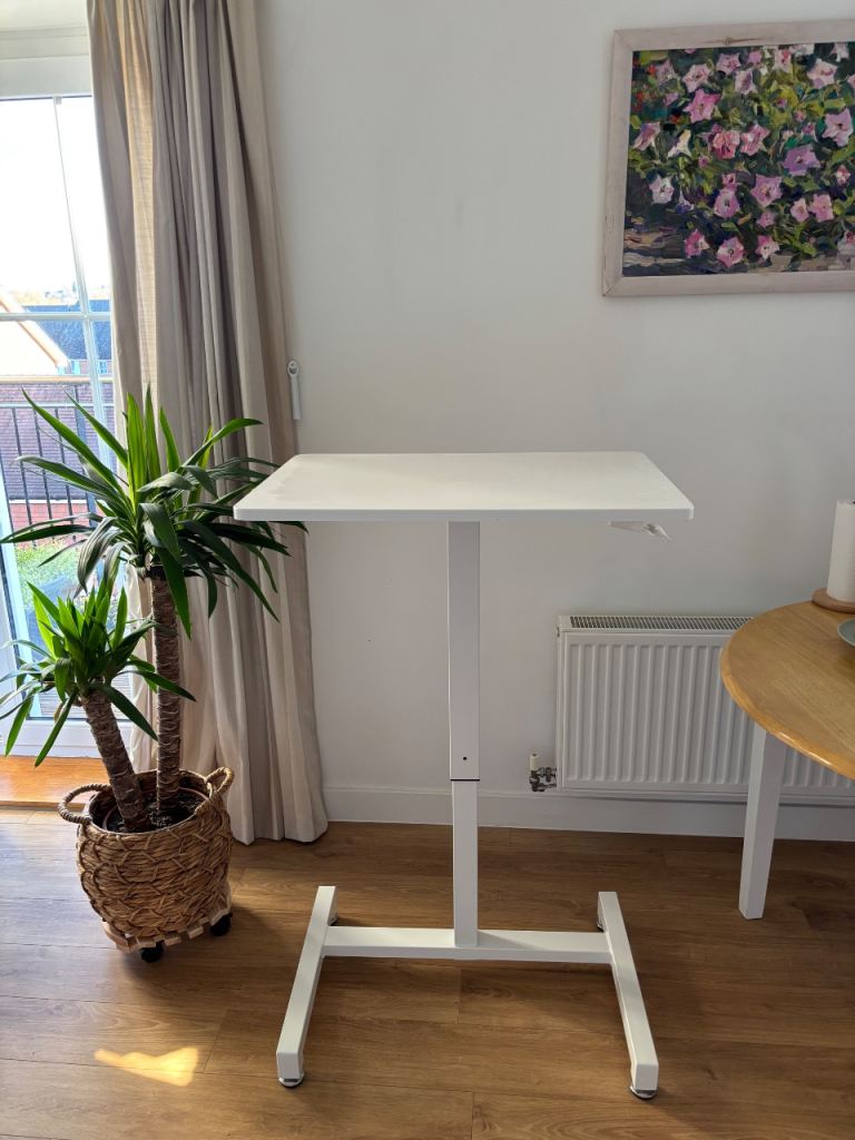 Desk (sit-stand) table