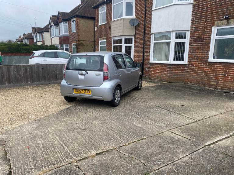1.0 litre petrol Daihatsu Sirion for Sale