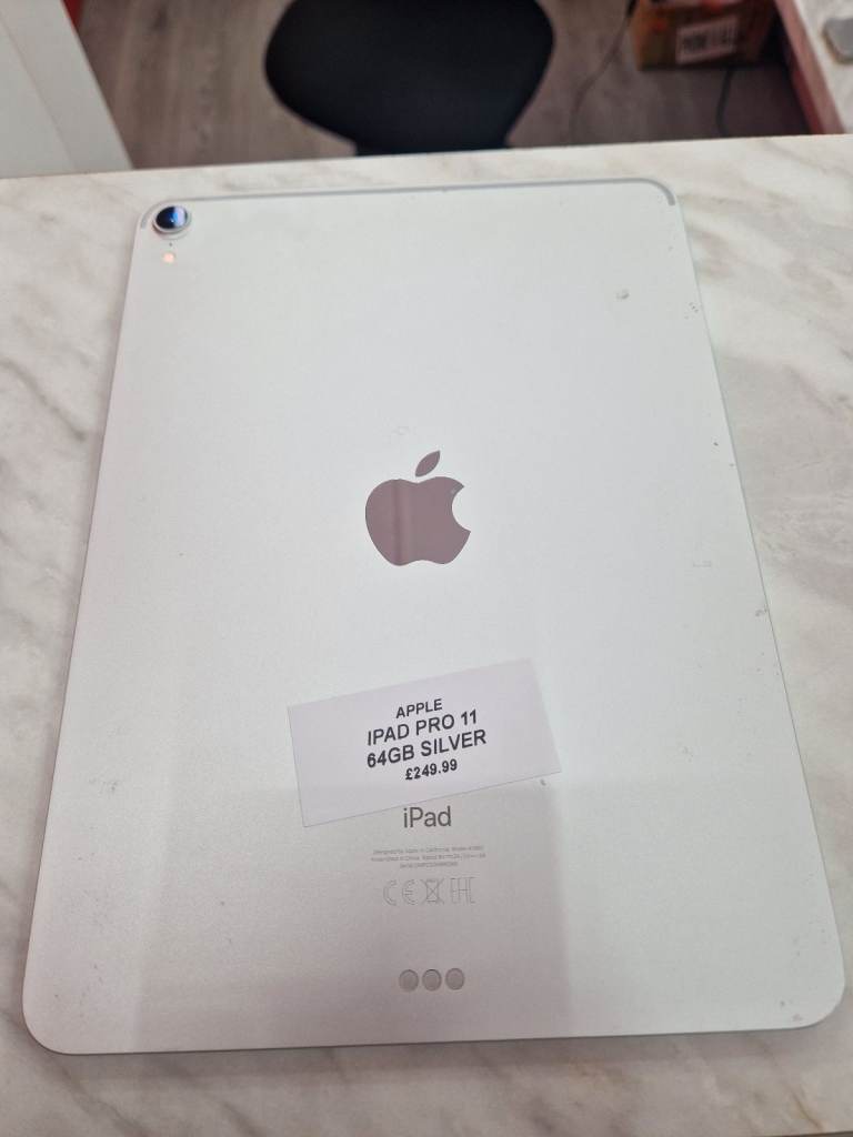 APPLE IPAD PRO 11'' SILVER 64GB WIFI WITH WARRANTY