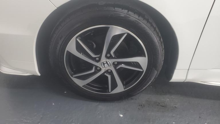 Honda Odyssey absolute 2.4 auto 7 seats japanese import only 47k miles 2013