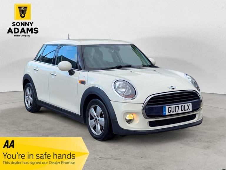 2017 MINI Hatch 1.5 Cooper Hatchback 5dr Petrol Manual Euro 6 (s/s) (136 ps) Hatchback Petrol Manual