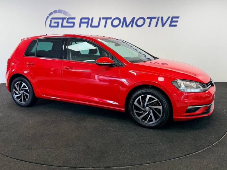 2019 Volkswagen Golf 1.6 TDI MATCH FIVE DOOR 115 BHP + SAT NAV + PARKING SENSORS Hatchback Diesel...