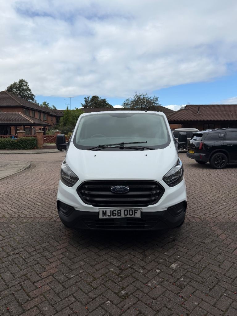 Ford, TRANSIT CUSTOM, Panel Van, 2018, Manual, 1996 (cc)