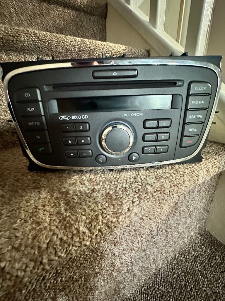 Ford focus radio cd player