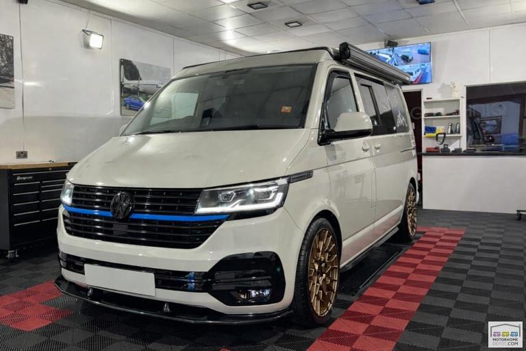 VW Transporter T6.1 rare DSG automatic, warranty