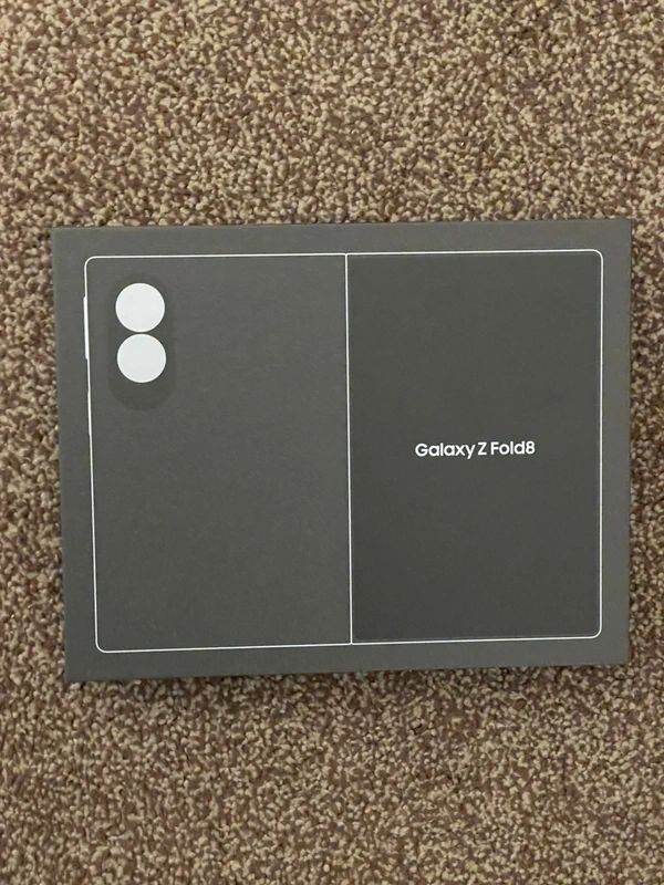 Samsung Galaxy Z Fold8 - 256gb/12gb - Cream - BNIB