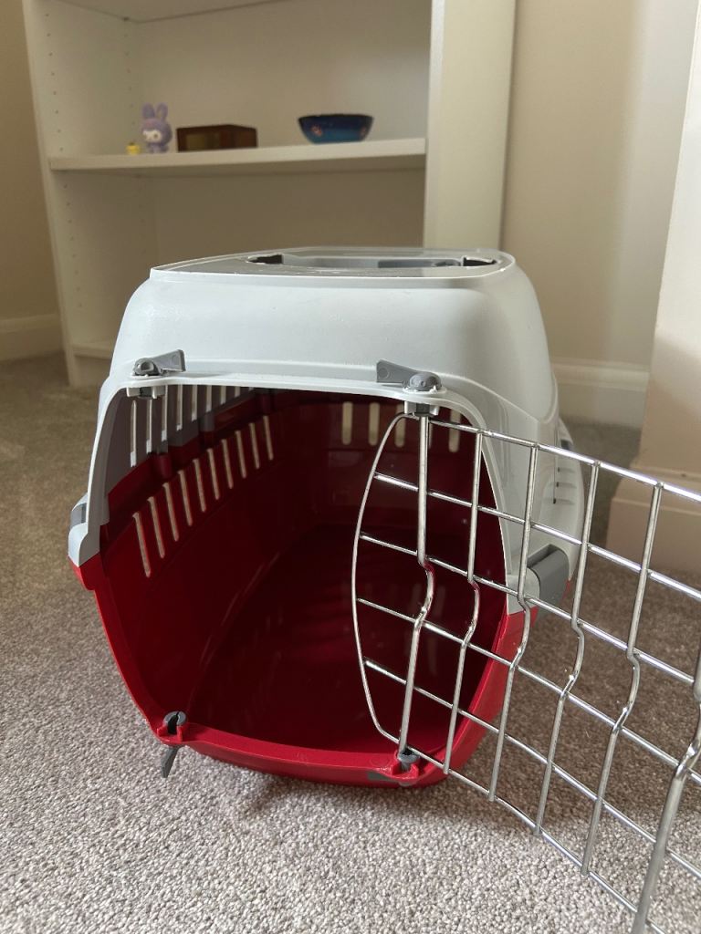 Pet carrier
