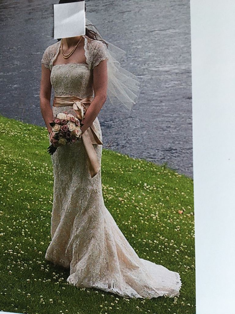 ‘Forget Me Not’ Wedding Dress From Emma Roy Of Edinburgh. Ivory . Size 10.