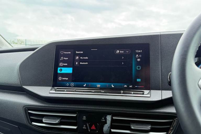 2024 Volkswagen Caddy Maxi 2.0 TDI 122 Life 5dr DSG Van DIESEL Automatic