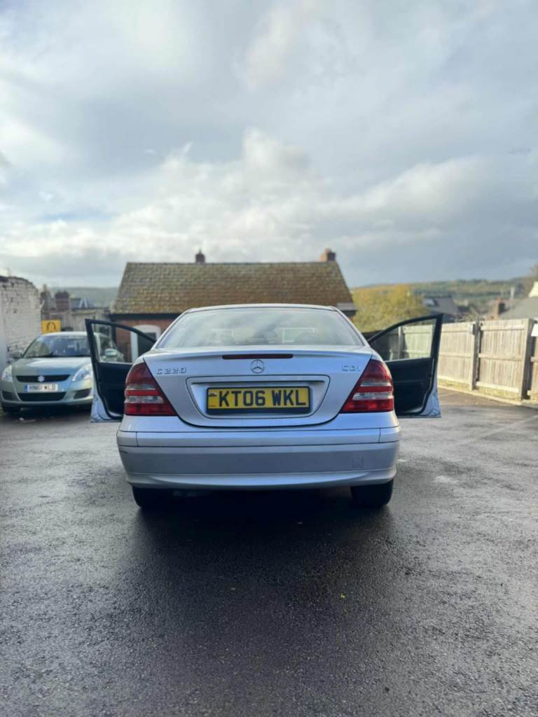 Mercedes-Benz, C CLASS, Saloon, 2006, Semi-Auto, 2148 (cc), 4 doors
