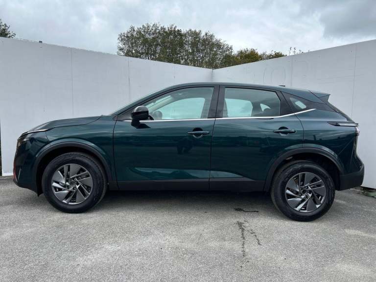 2025 Nissan Qashqai 1.3 DiG-T MH Acenta Premium 5dr HATCHBACK PETROL Manual