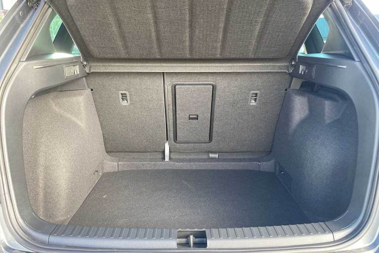 2025 SEAT Ateca 1.5 TSI EVO FR Black Edition 5dr DSG SUV Petrol Automatic