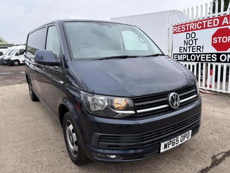 2015 Volkswagen Transporter Transporter T32 Highline TDI BlueMotion Technology Panel Van DIESEL M...