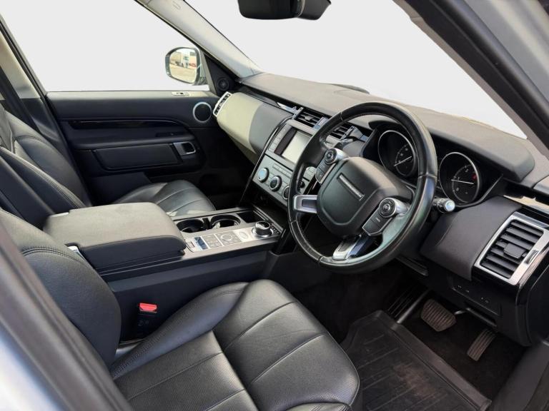 2017 Land Rover Discovery 2.0 SD4 SE 5dr Auto ESTATE DIESEL Automatic