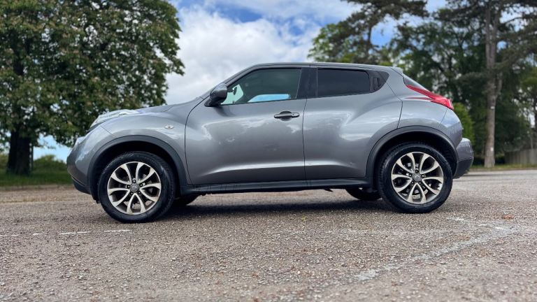 Nissan, JUKE, Hatchback, 2013, Manual, 1598 (cc), 5 doors