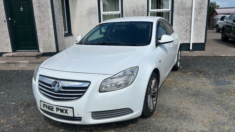 Vauxhall, INSIGNIA, Hatchback, 2012, Manual, 1956 (cc), 5 doors