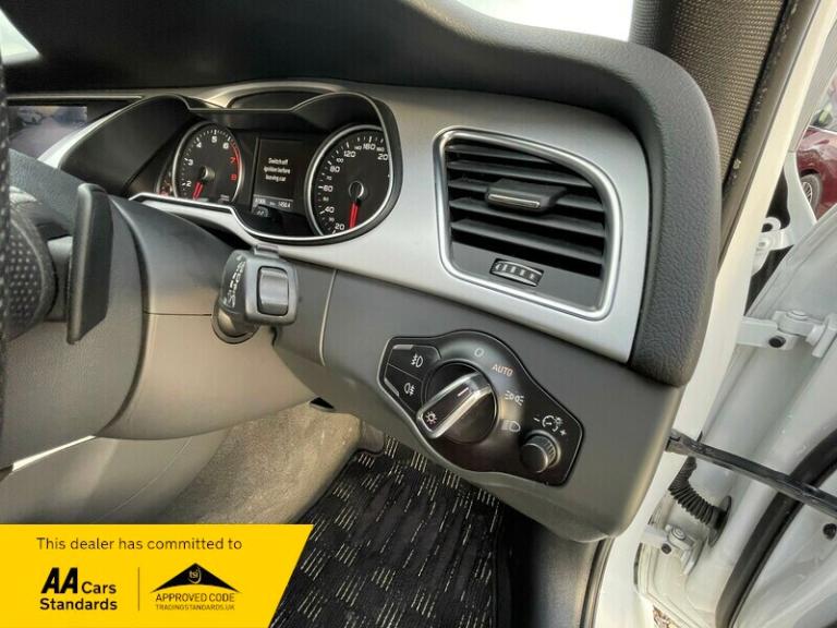 Audi A4 Avant 2015 2.0 TSFI S LINE AUTO PETROL