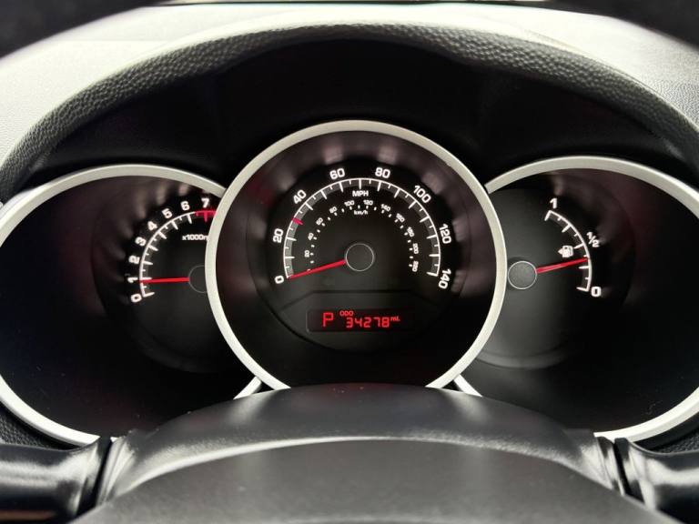 2013 Kia Venga 1.6 2 MPV 5dr Petrol Auto Euro 5 (123 bhp) MPV Petrol Automatic