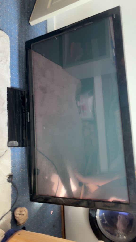 Panasonic TX-P50C2B Plasma TV – Good Condition
