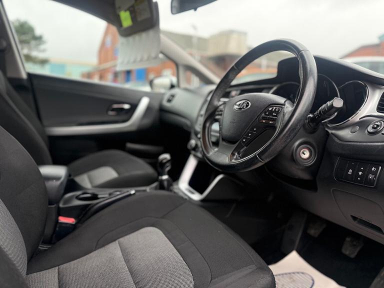 2018 Kia Ceed 1.6 GDi ISG 2 5dr HATCHBACK Petrol Manual