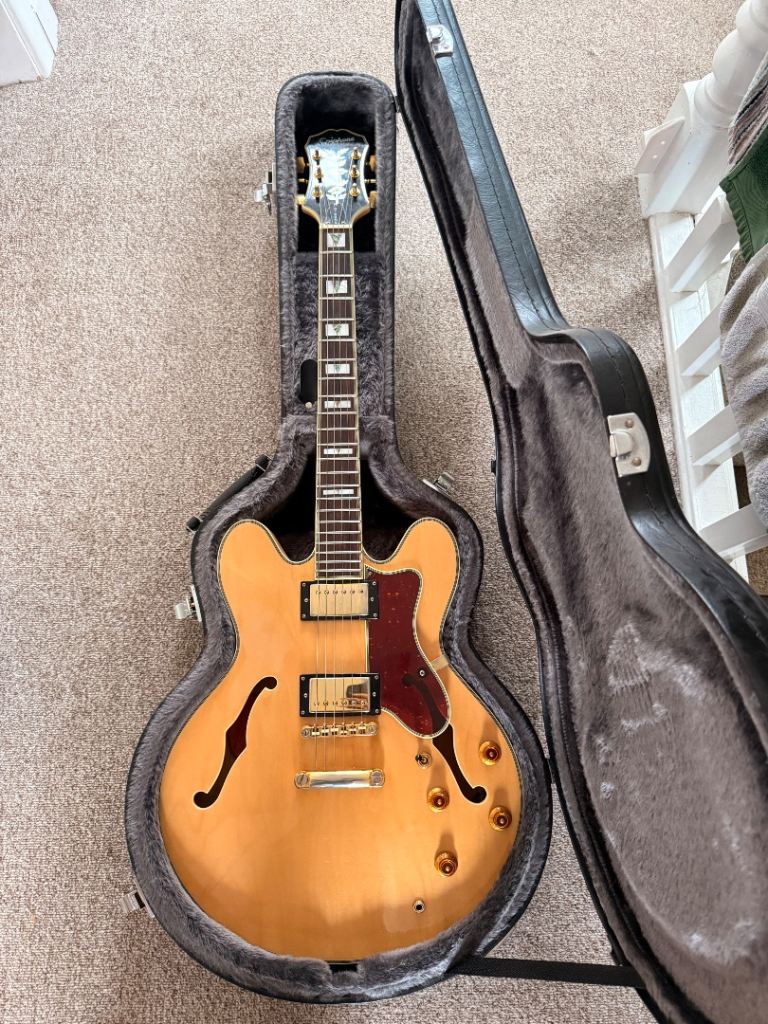 Epiphone Sheraton – Made in Korea (Samick Factory, June 2002) – Natural Finish – Includes Hard Case