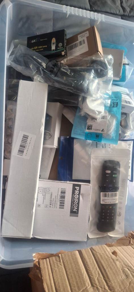 Electrical accessories Any 2 for £10 ( see pictures)
