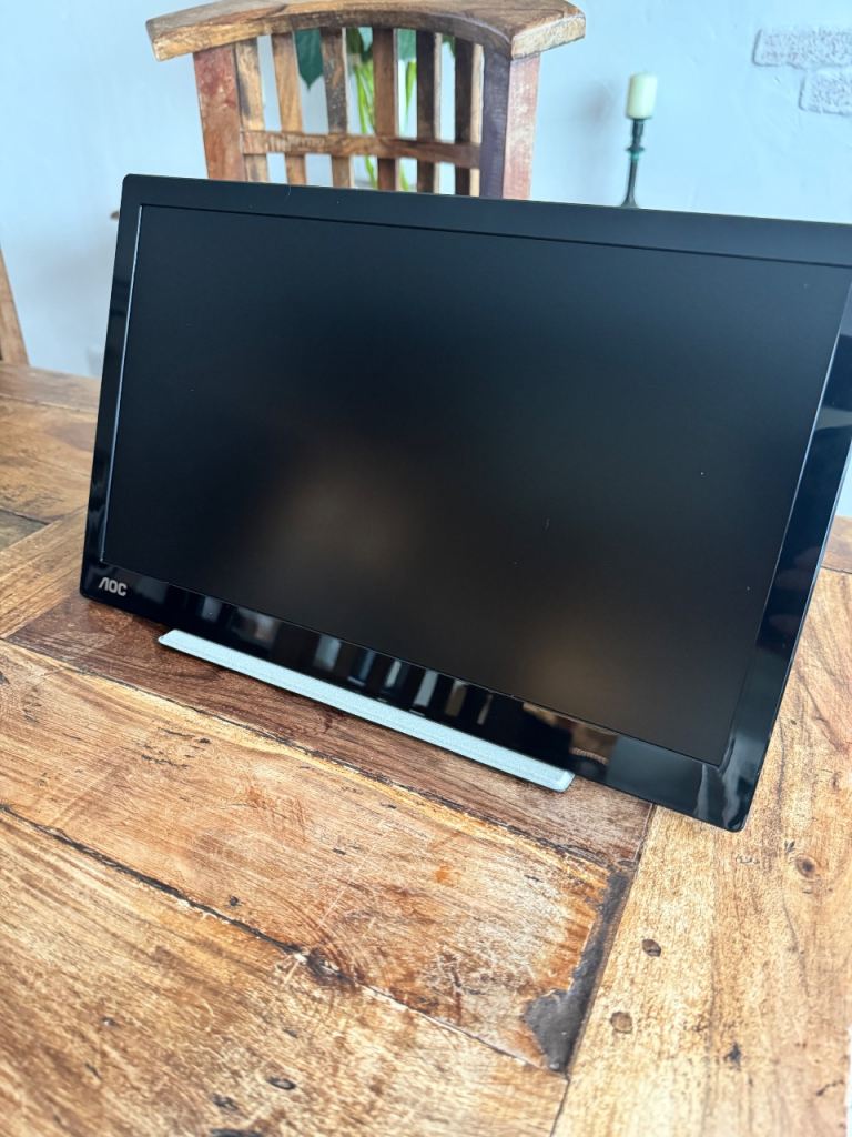 Portable Monitor - AOC i1601Fwux - 16 inch FHD USB-C Powered 