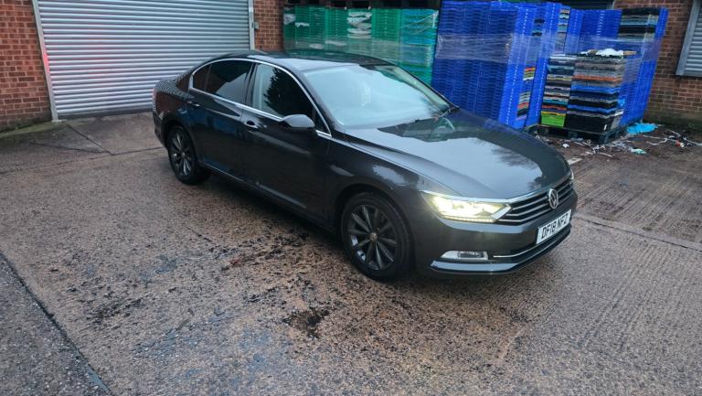 2018 Volkswagen Passat 2.0 TDI SE Business 4dr DSG SALOON Diesel Automatic